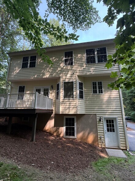 rear privacy - 305 E Monacan Dr