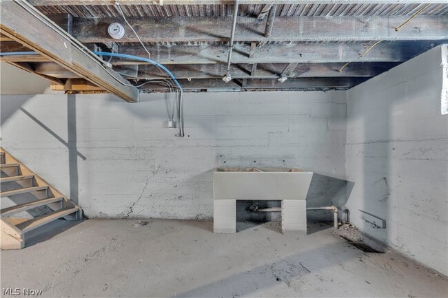 Building Photo - 9409 Denison Ave