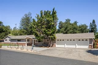 Primary Photo - 880 Moana Ct