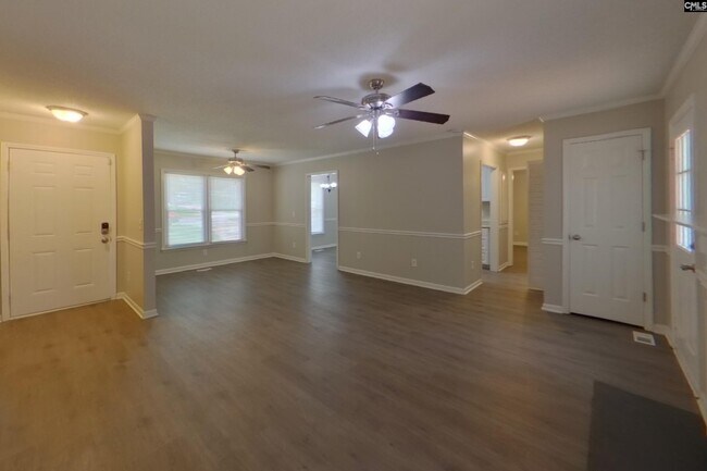 Building Photo - 216 Netherland Dr