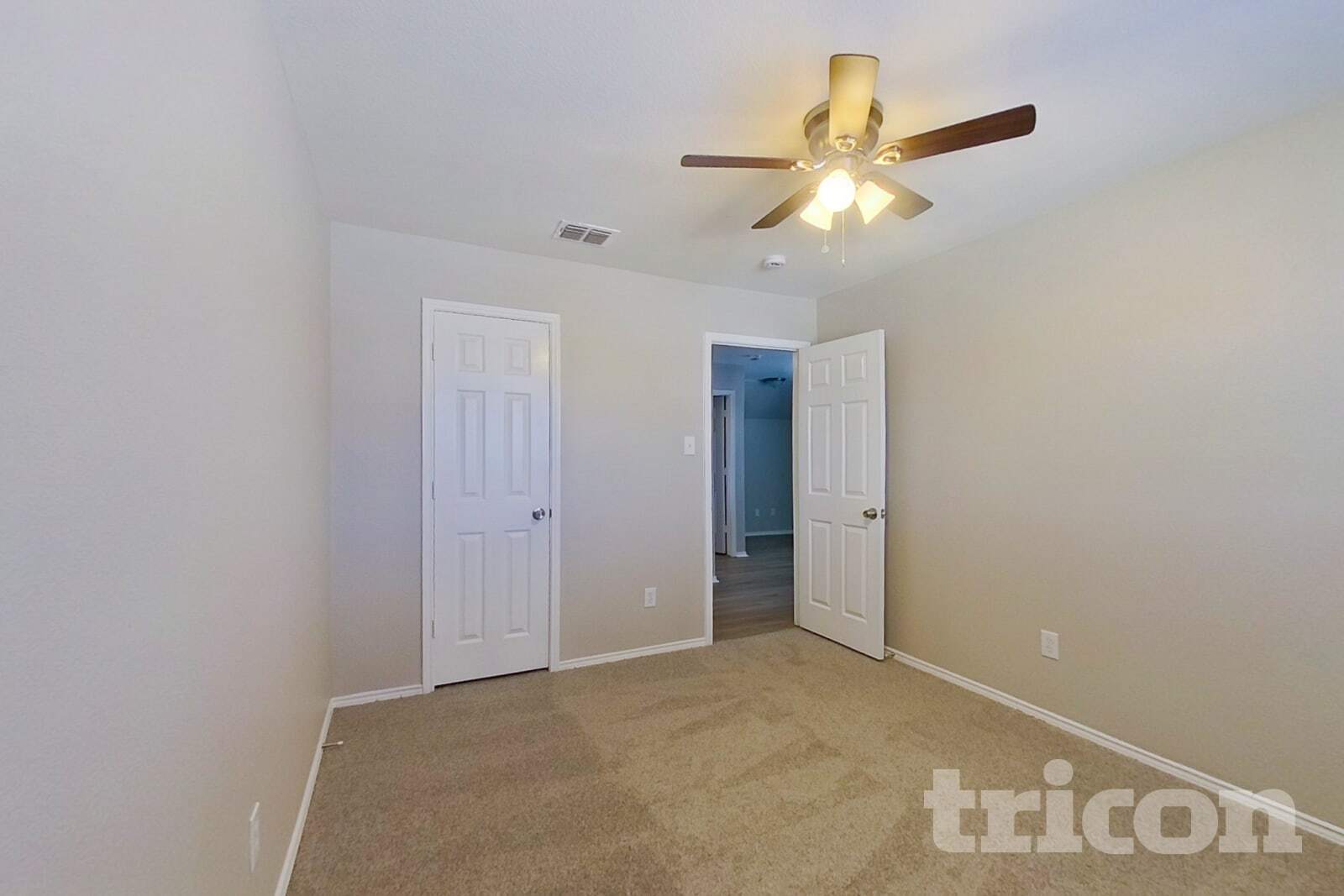 Building Photo - 1085 Harriman Dr