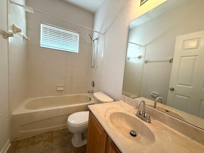 Building Photo - 11007 Hoffner Edge Dr