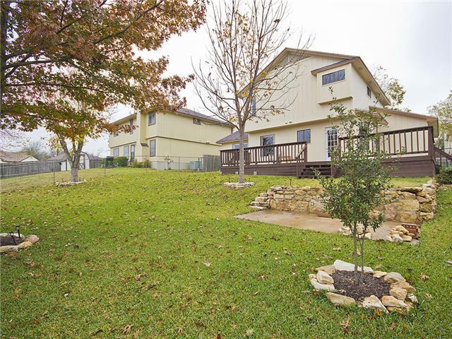 Building Photo - 1411 Clearview Loop