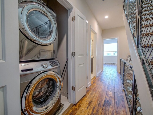 Building Photo - Three Bedroom Modern Olde Kensington Condo with Roofdeck