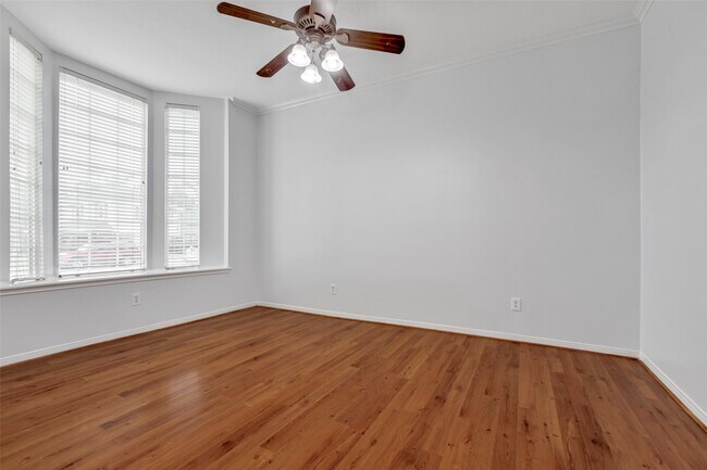 Building Photo - 12615 Retreat Trail