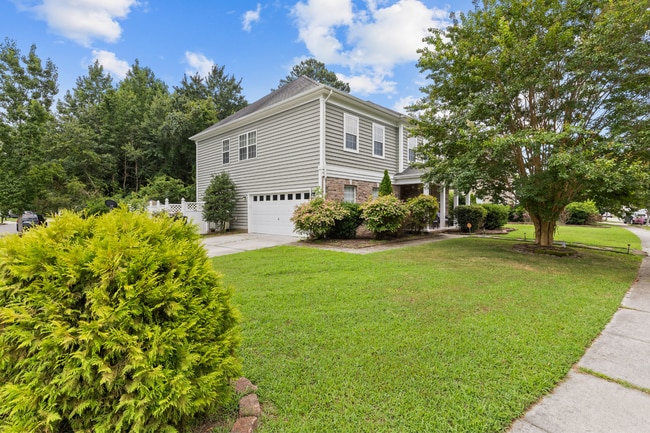 Building Photo - 2114 Redgate Dr