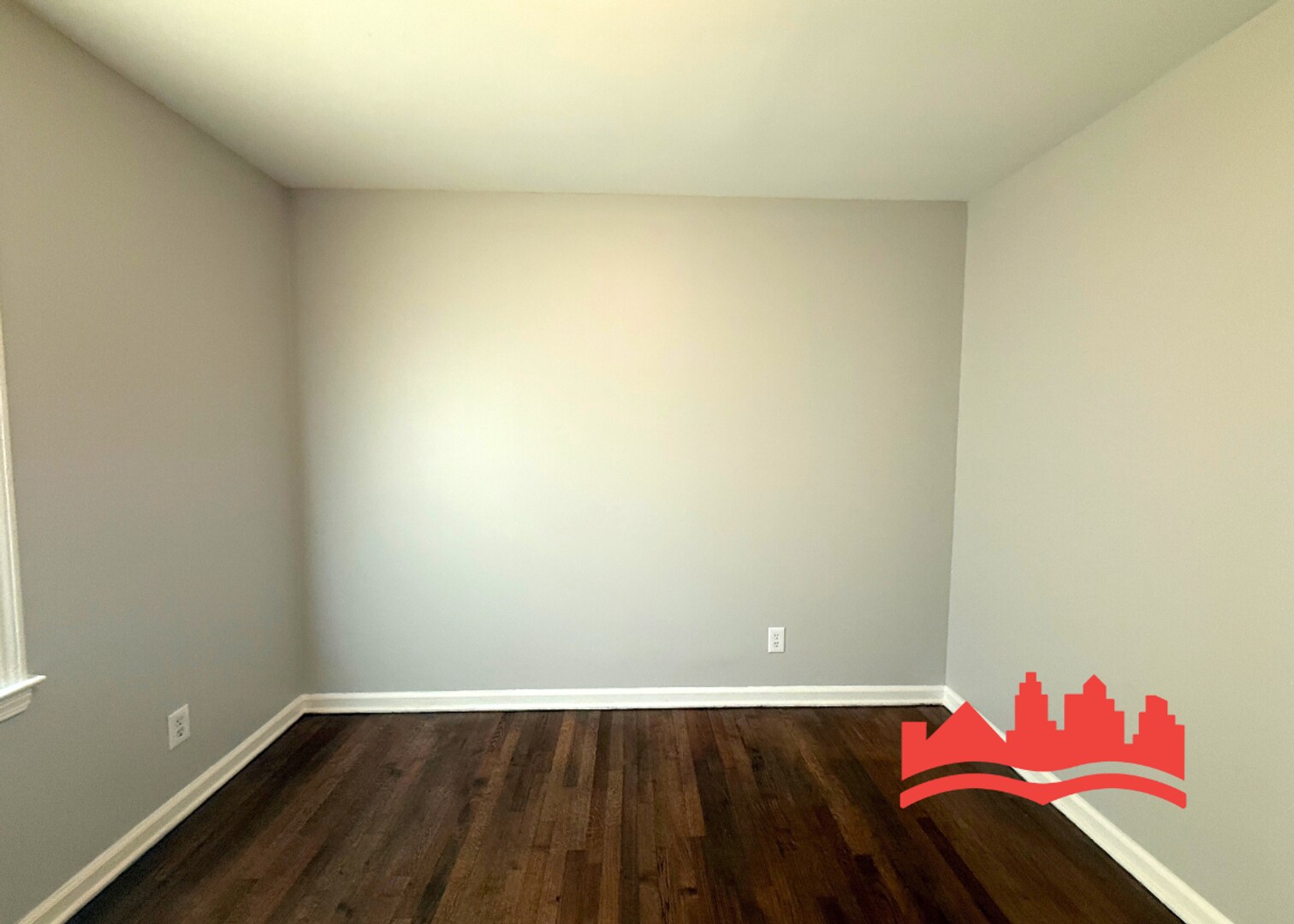 Building Photo - 271 W Levi Rd