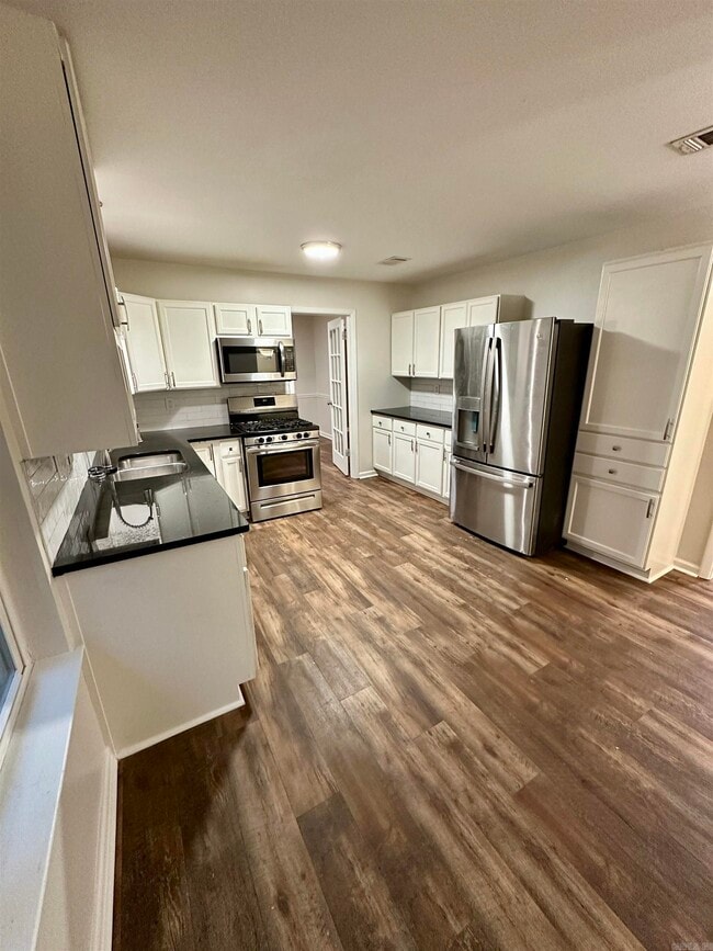 Building Photo - 7501 Oak Ridge Rd