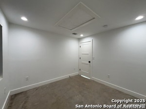 Building Photo - 2615 S Flores St