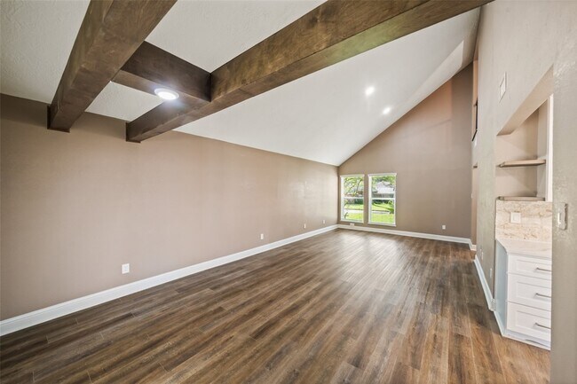 Building Photo - 3019 Ramblewood Rd