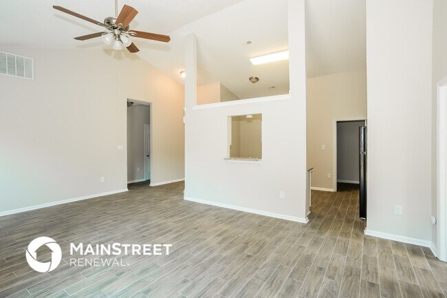 Building Photo - 2009 Stonewyck Ave