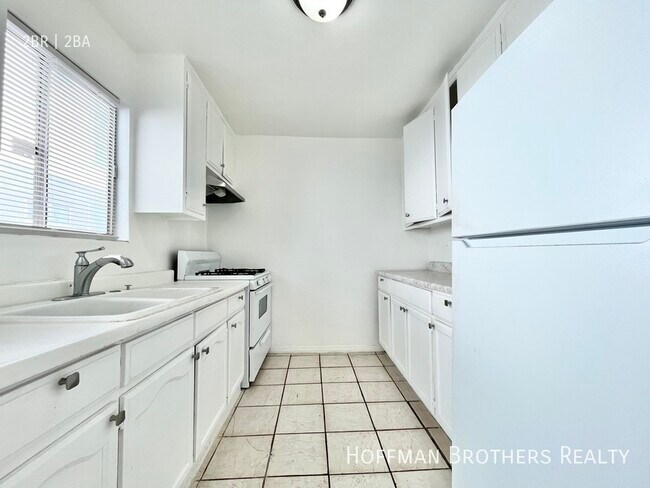 Building Photo - 4355 Toland Way