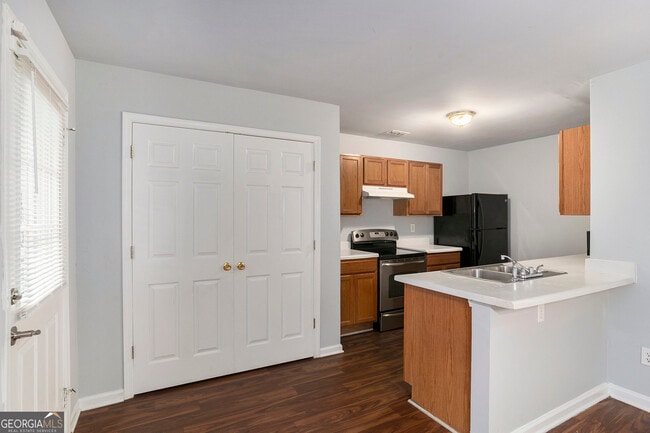 Building Photo - 3162 Kingswood Glen