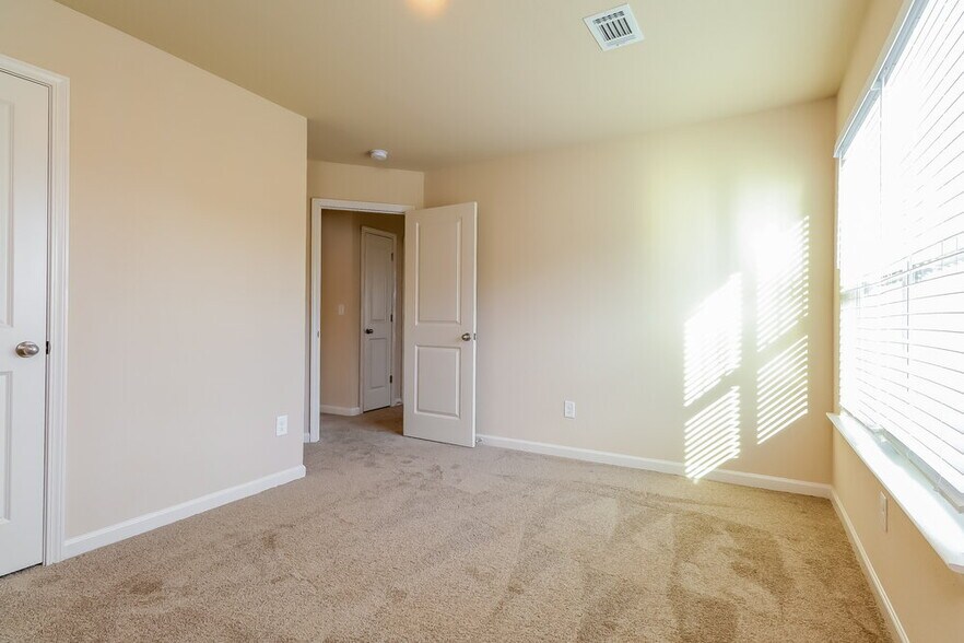 Building Photo - 4959 Bill Gardner Pkwy