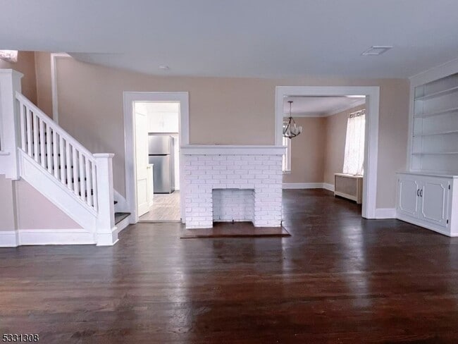 Building Photo - 45 Cypress St