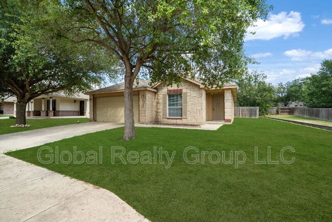 Building Photo - 16610 Retama Crown