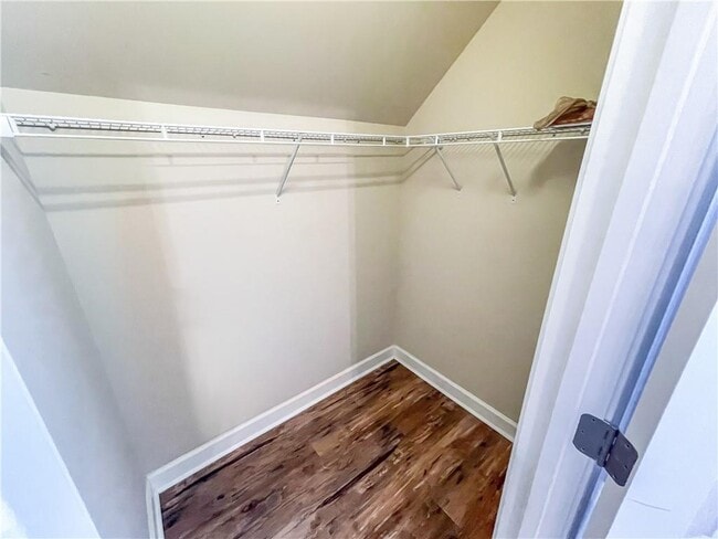 Building Photo - 4450 Wooded Oaks NW