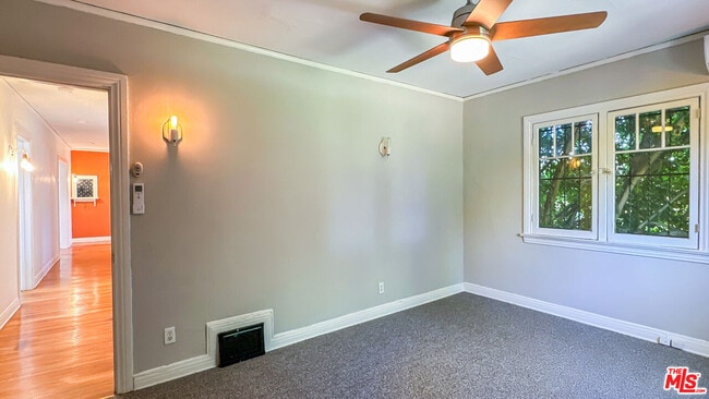 Building Photo - 1024 Coronado Terrace