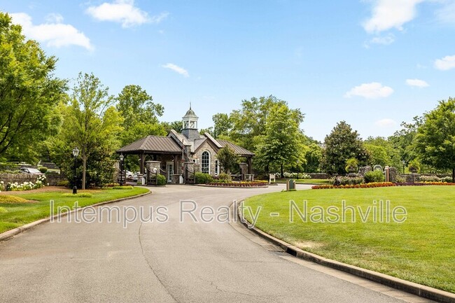 Building Photo - 7 Crooked Stick Ln