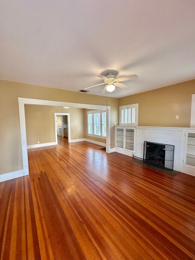 Building Photo - Coming Soon... Charming Santa Rita Home Fo...