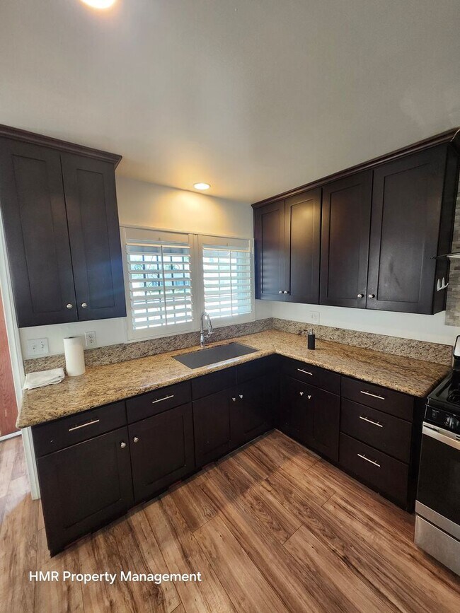 Building Photo - Newly Remodeled Home in Pomona