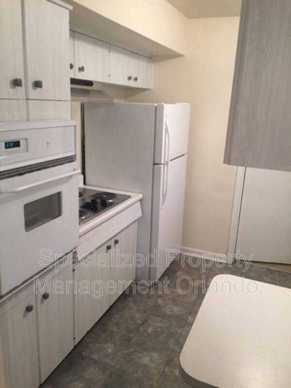 Building Photo - 623 Truesdell Ave