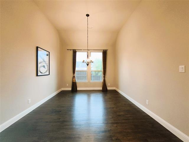 Building Photo - 1616 Silla Dr