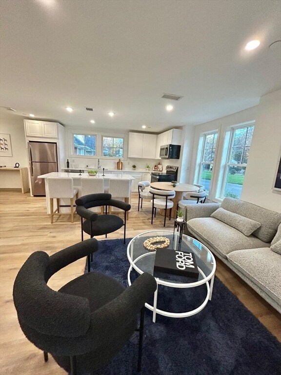 Building Photo - 26 Union St