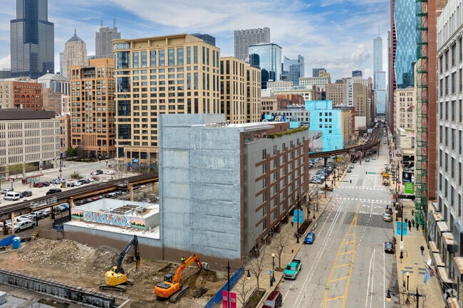600-620 S Wabash Ave - 600 S Wabash Studios