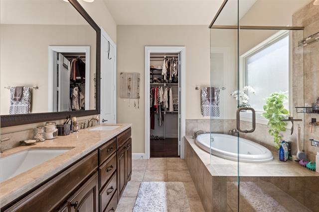 Building Photo - 1729 Halifax St