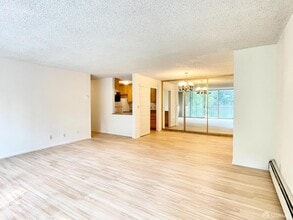 Building Photo - 400 Davey Glen Rd