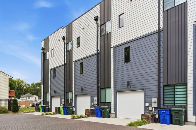 Building Photo - Live Elevated in Downtown Raleigh – Stunning Townhome with Rooftop Oasis!