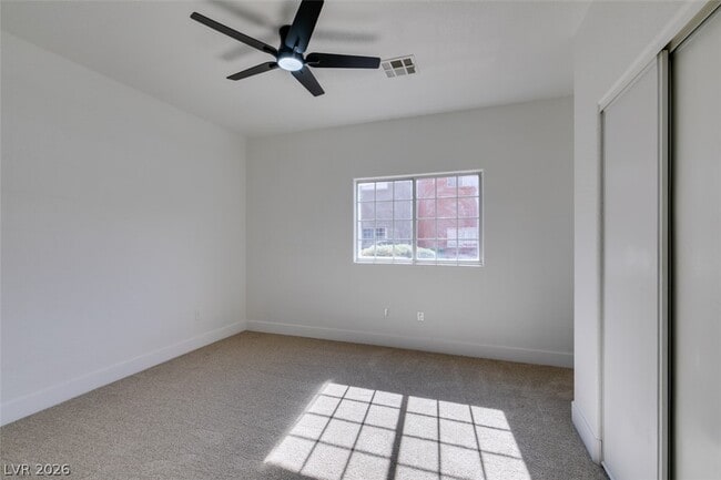 Building Photo - 4730 E Craig Rd