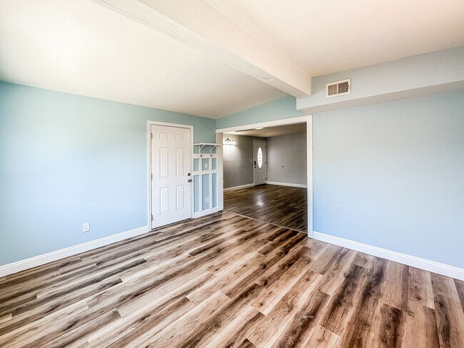 Building Photo - SD: Spacious 4BD/2BA Home in Imperial Beach with Large Yard, Turf Backyard & Attached Garage