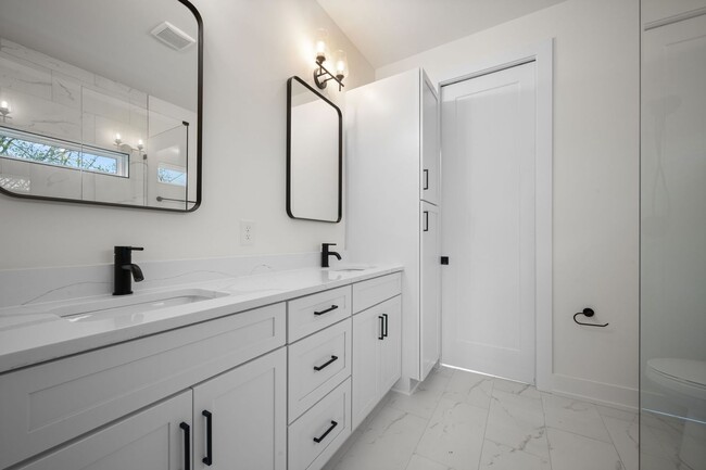 Building Photo - Brand New Build 3 Bedroom Home