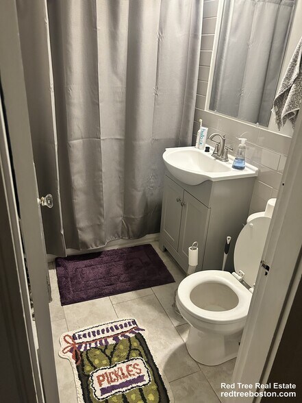 Building Photo - 209 Aspinwall Ave