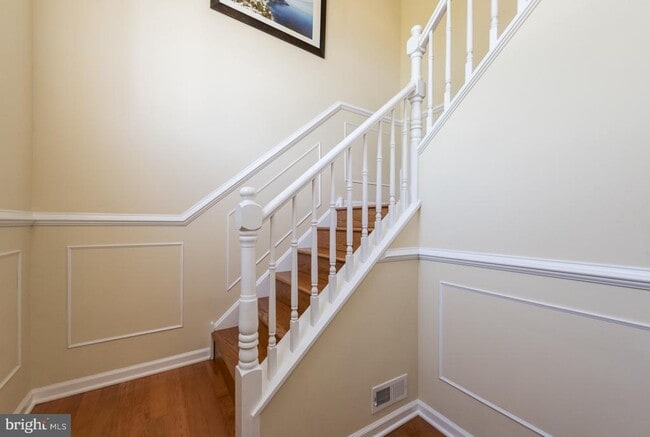 Building Photo - 19 Patriot Ct