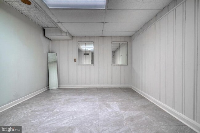 Building Photo - 1207 SAINT ANDREWS Way