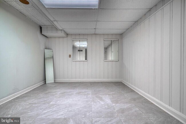 Building Photo - 1207 St Andrews Way