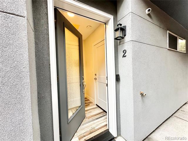 Building Photo - 2922 W 26th Ave