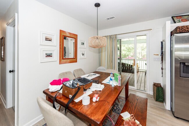 Building Photo - 4 Bedroom, 3 Bathroom Home in Magnolia Ranch - West Ashley