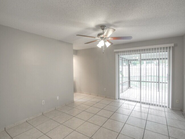 Building Photo - 2922 Loch Arbor Ct