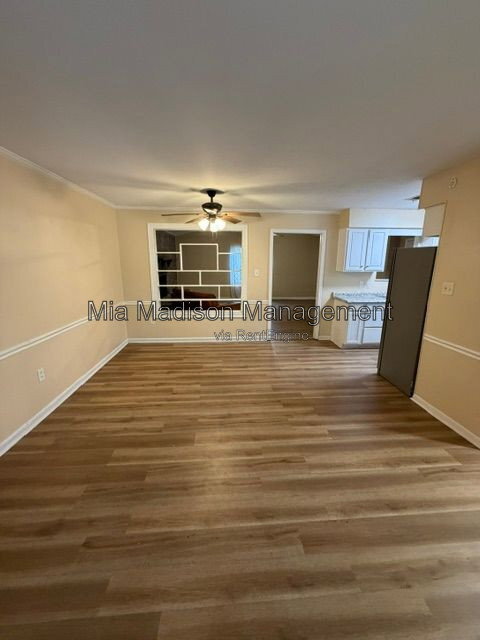 Building Photo - 9406 Dunwoody Dr
