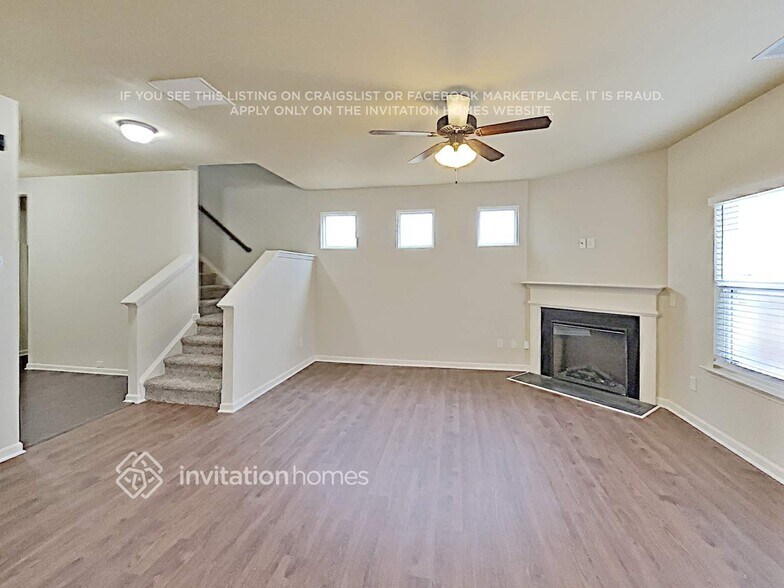 Building Photo - 125 Centerra Springs Dr