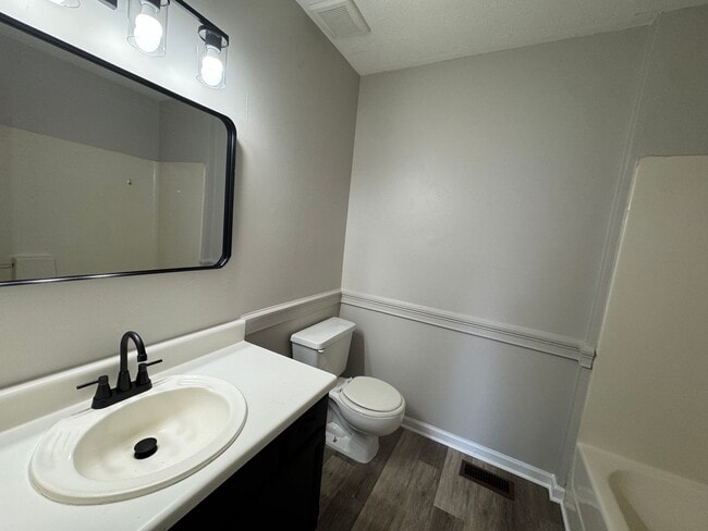 Building Photo - 3508 Ashley Station Dr SW