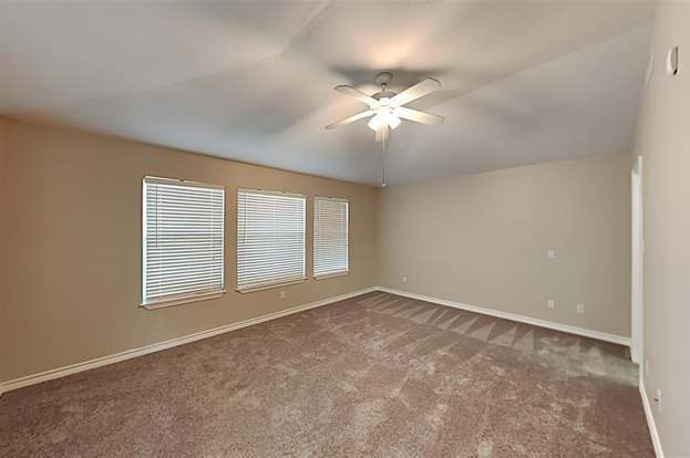 Building Photo - 13322 Hilltop Cir