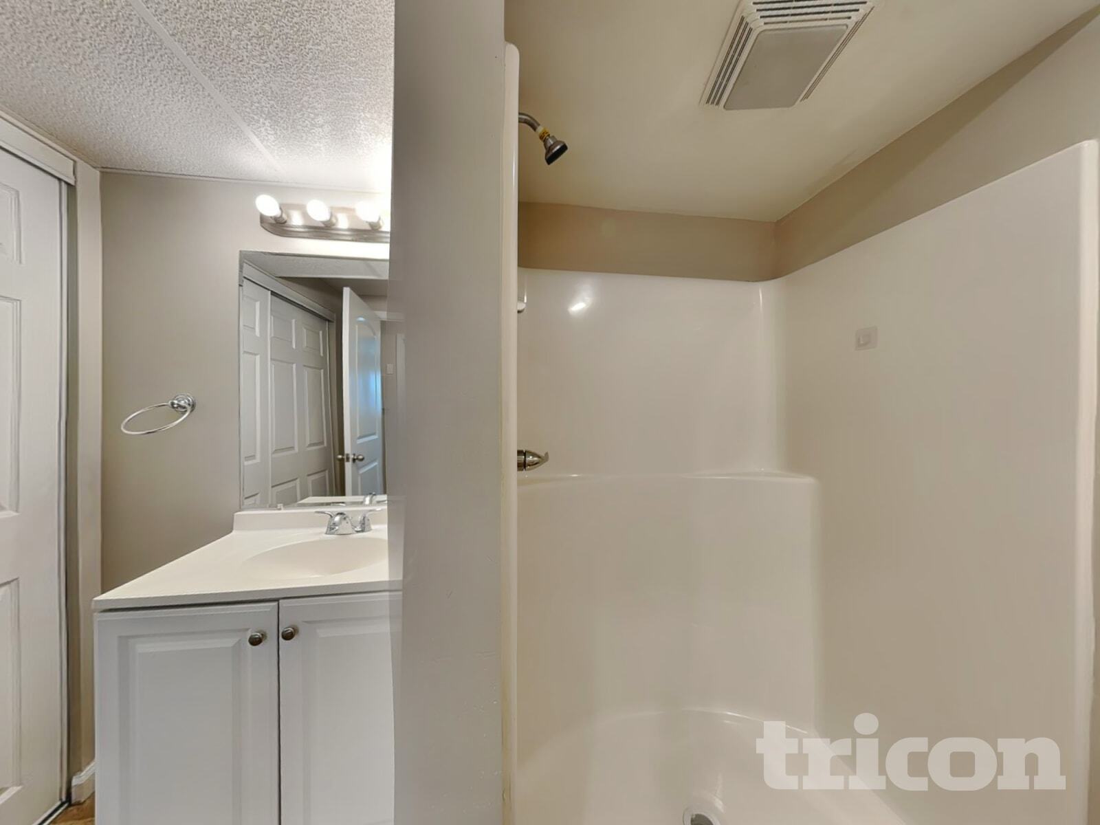 Building Photo - 2092 Brooks Rd SE