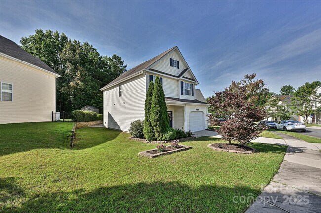 Building Photo - 12131 Honor Guard Ave