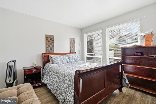 Building Photo - 7 Dennison Dr