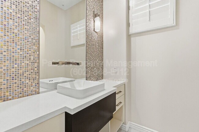 Building Photo - 11047 E Mirasol Cir
